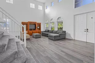 2023 NW 141st Ave, Pembroke Pines, FL 33028 - Photo 5