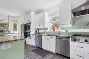 2023 NW 141st Ave, Pembroke Pines, FL 33028 - Photo 23