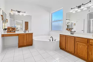 2023 NW 141st Ave, Pembroke Pines, FL 33028 - Photo 15