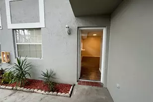 464 NE 210th Cir Terrace, Miami, FL 33179 - Photo 3