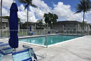 464 NE 210th Cir Terrace, Miami, FL 33179 - Photo 25
