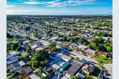 174 E 40th St, Hialeah, FL 33013 - Photo 25