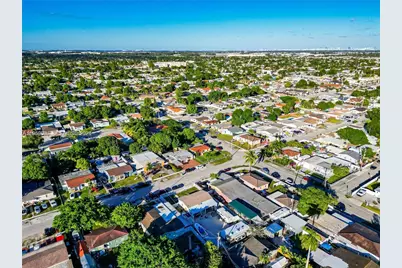 174 E 40th St, Hialeah, FL 33013 - Photo 27