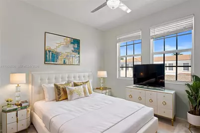 8335 NW 8th Ter, Boca Raton, FL 33487 - Photo 5