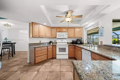 250 SW 37th Ter, Cape Coral, FL 33914 - Photo 13