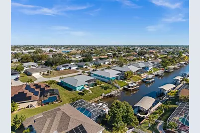 250 SW 37th Ter, Cape Coral, FL 33914 - Photo 37