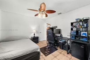 250 SW 37th Terrace, Cape Coral, FL 33914 - Photo 23