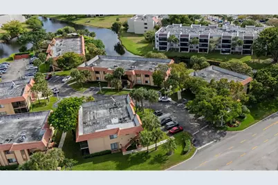 182 Lakeview Dr #204, Weston, FL 33326 - Photo 41