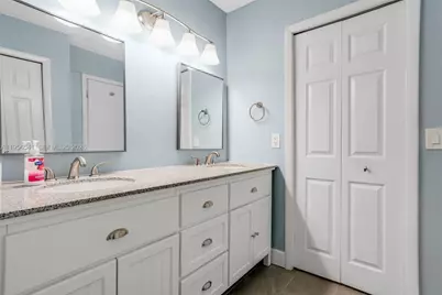 182 Lakeview Dr #204, Weston, FL 33326 - Photo 27