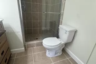 8600 Sunrise Lakes Blvd, Sunrise, FL 33322 - Photo 5