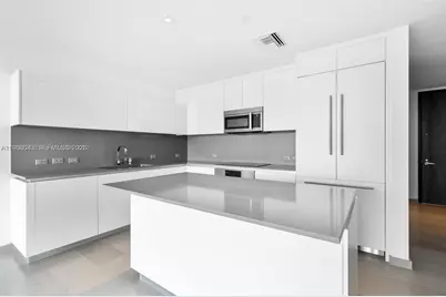 88 SW 7th St #2104, Miami, FL 33130 - Photo 9