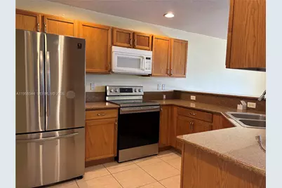 8988 Chambers St, Tamarac, FL 33321 - Photo 11