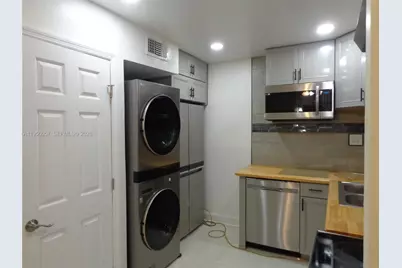 4172 Inverrary Dr #110, Lauderhill, FL 33319 - Photo 3