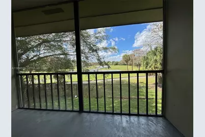 8060 Fairview Dr #201, Tamarac, FL 33321 - Photo 23