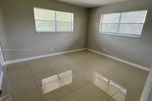 8060 Fairview Dr, Tamarac, FL 33321 - Photo 15