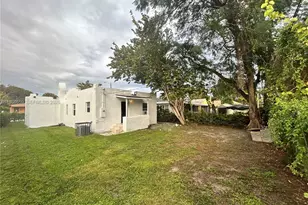 1036 NW 47th Terrace, Miami, FL 33127 - Photo 21