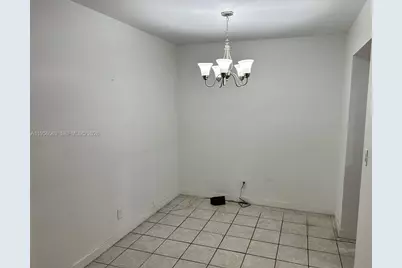 815 SW 30th St #J, Fort Lauderdale, FL 33315 - Photo 13