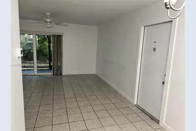 815 SW 30th St #J, Fort Lauderdale, FL 33315 - Photo 9