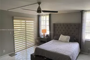 2205 S Cypress Bend Dr #302, Pompano Beach, FL 33069 - Photo 9