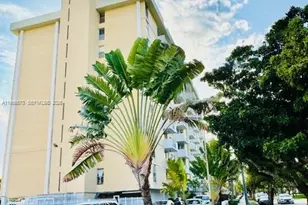 2020 NE 135th St, North Miami, FL 33181 - Photo 39