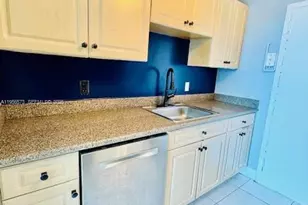 2020 NE 135th St, North Miami, FL 33181 - Photo 23