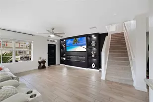 572 NE 6th Pl, Homestead, FL 33034 - Photo 23