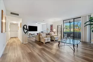 7201 Promenade Dr, Boca Raton, FL 33433 - Photo 9