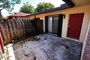 4296 Woodstock Dr, West Palm Beach, FL 33409 - Photo 7