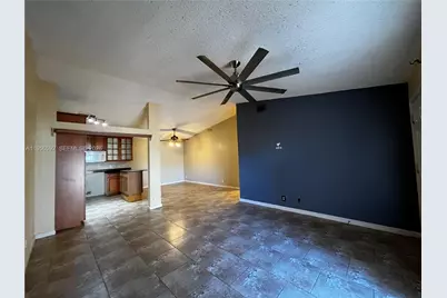 4296 Woodstock Dr #A, West Palm Beach, FL 33409 - Photo 9