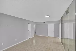 2924 Collins Ave, Miami Beach, FL 33140 - Photo 9