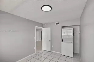 2924 Collins Ave, Miami Beach, FL 33140 - Photo 21