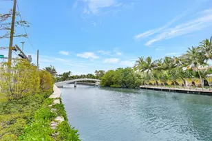 2924 Collins Ave, Miami Beach, FL 33140 - Photo 39