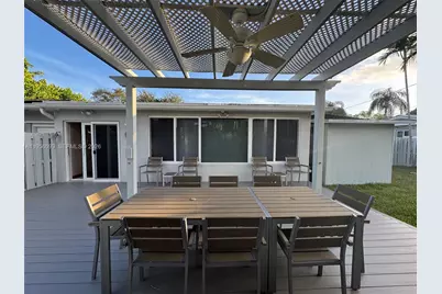 1110 Redbird Ave, Miami Springs, FL 33166 - Photo 25