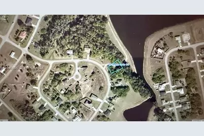 3025 E Briarwood Cir, Labelle, FL 33935 - Photo 1