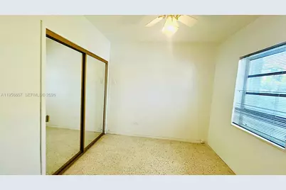 3667 NW 5th St #3667, Miami, FL 33125 - Photo 15