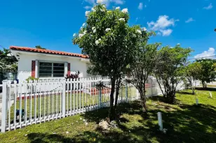 3667 NW 5th St, Miami, FL 33125 - Photo 3