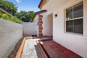 7306 NW 1st Manor, Plantation, FL 33317 - Photo 5