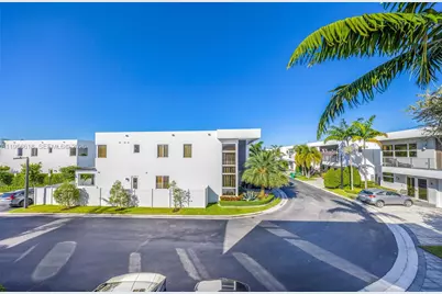 7541 NW 97th Ct, Doral, FL 33178 - Photo 29