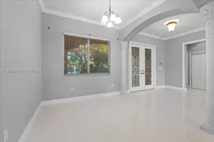 16640 NW 86th Ct, Miami Lakes, FL 33016 - Photo 11