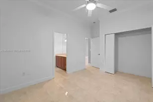 16640 NW 86th Ct, Miami Lakes, FL 33016 - Photo 13