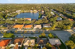 16640 NW 86th Ct, Miami Lakes, FL 33016 - Photo 21