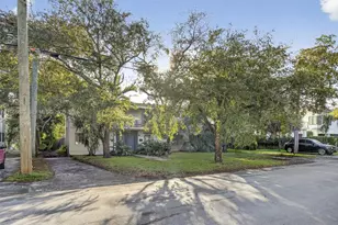 4855 University Dr, Coral Gables, FL 33146 - Photo 11