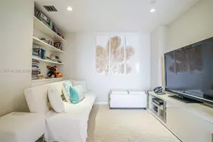 20191 E Country Club Dr, Aventura, FL 33180 - Photo 21