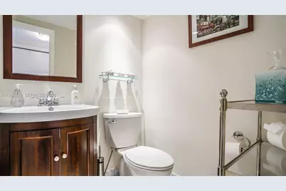 20191 E Country Club Dr #901, Aventura, FL 33180 - Photo 25