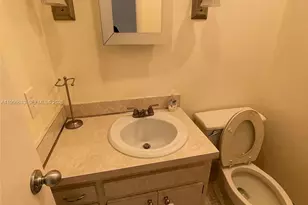 4000 N Hills Dr, Hollywood, FL 33021 - Photo 17