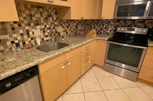 4000 N Hills Dr, Hollywood, FL 33021 - Photo 3