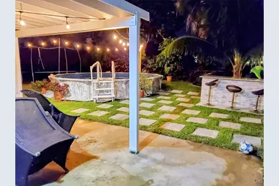 2591 NW 87th Ln, Sunrise, FL 33322 - Photo 15