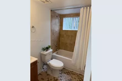 510 NW 24 #34, Fort Lauderdale, FL 33311 - Photo 9