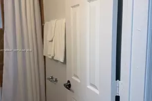 510 NW 24, Fort Lauderdale, FL 33311 - Photo 11