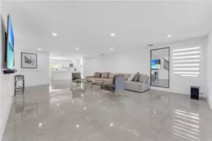 11824 SW 43rd Ct, Davie, FL 33330 - Photo 15